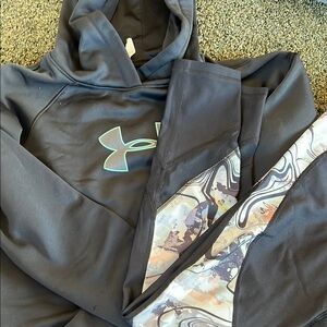 Under Armour Black Hoodie and Leggings Set